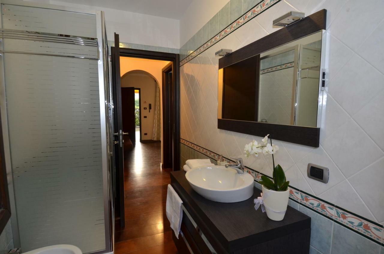 Erno Apartment Lesa Exterior photo